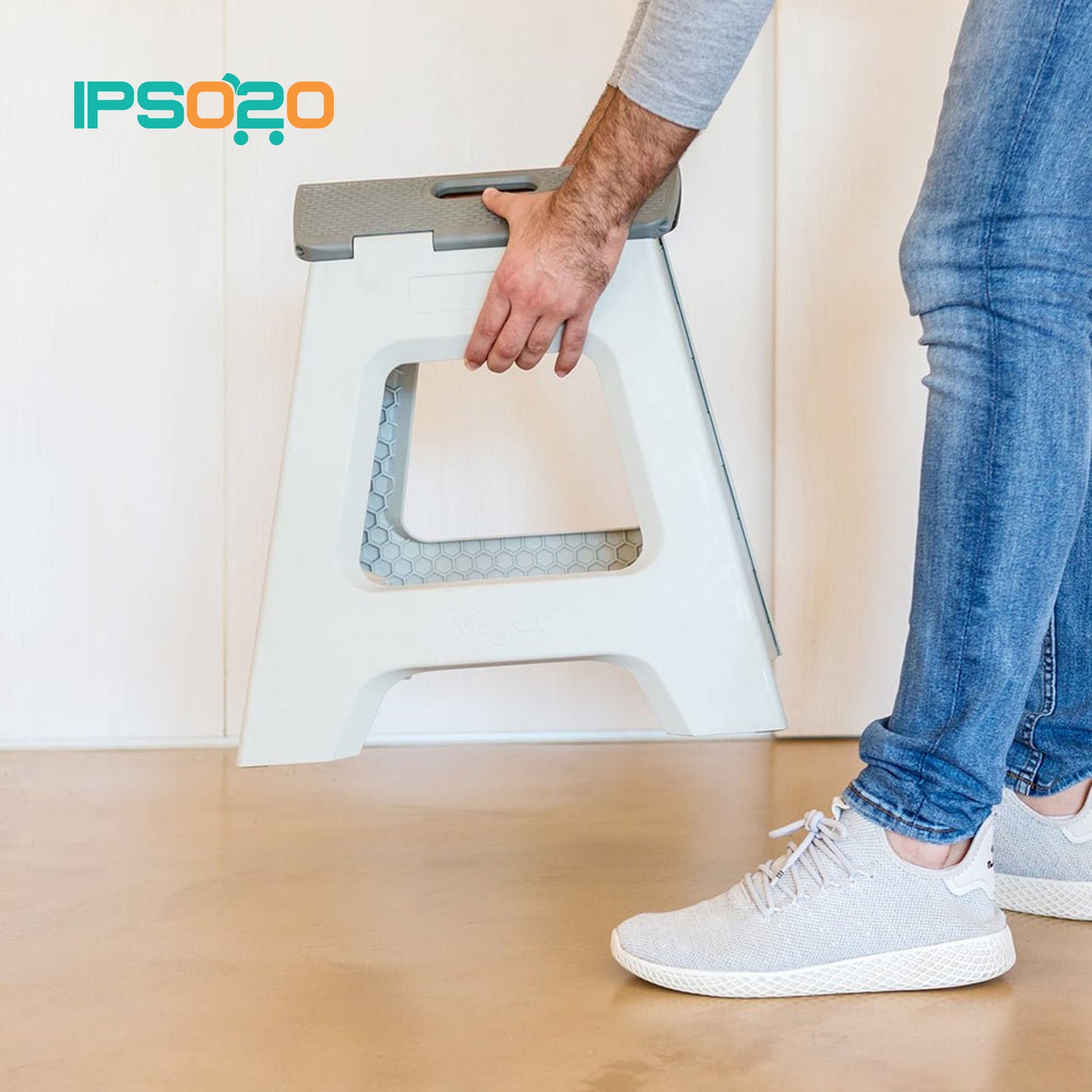 VIGAR Compact Foldable Stool - 40cm